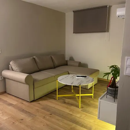 Apartment Sweet Dreams